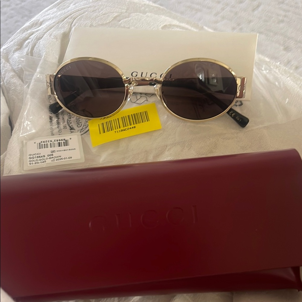 NWT Gucci Gold Sunglasses with Dark Lenses